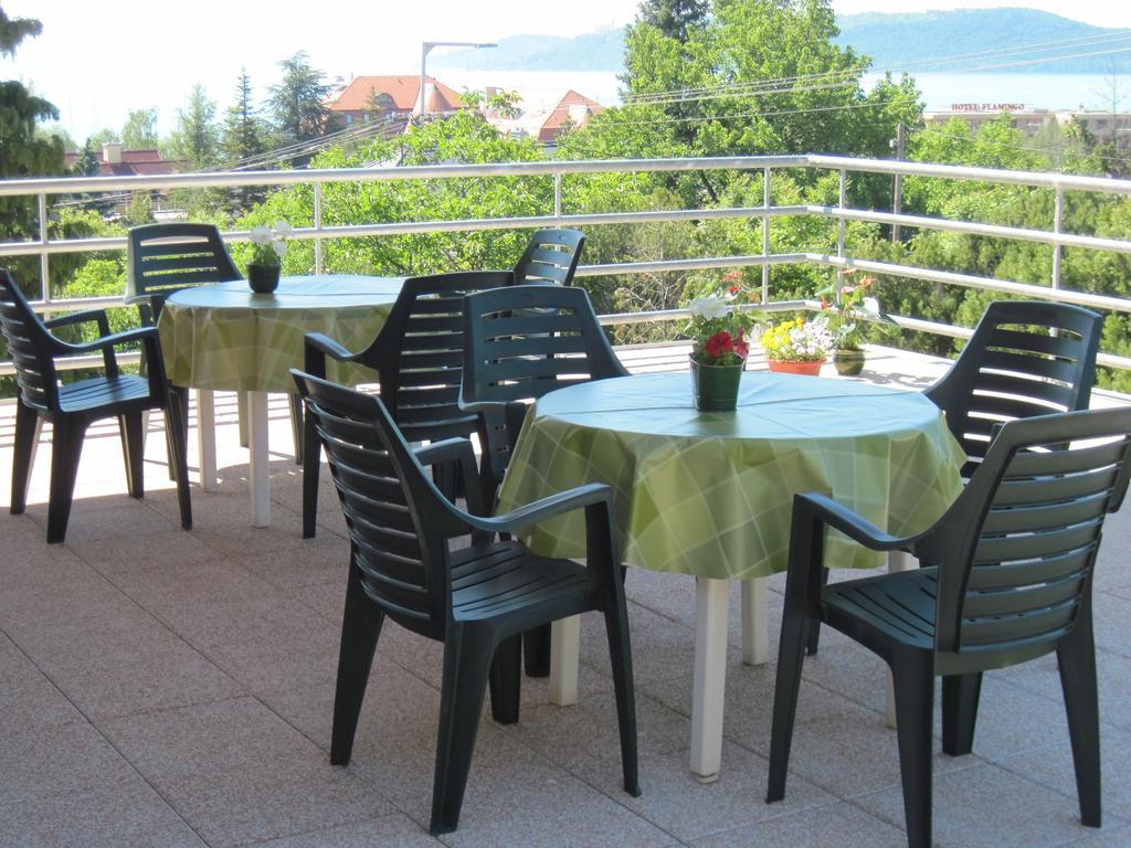 Suele Apartments & Rooms Balatonfured Bilik gambar
